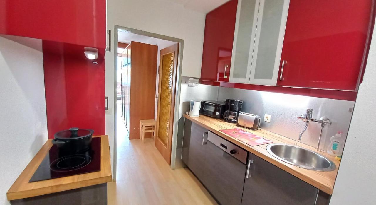 Maren Seeblick Appartement Haus Haensel&Gretel Direkt Am Ossiacher See Mit Hallenbad Stiegl Eksteriør bilde